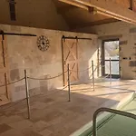 Maison De Avec Piscine Interieure - Le Grand Champagne Casa de Férias *