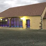 Maison De Avec Piscine Interieure - Le Grand Champagne Casa de Férias