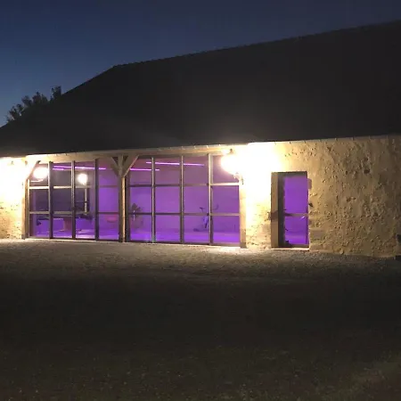 Maison De Avec Piscine Interieure - Le Grand Champagne Hébergement de vacances