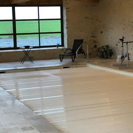 Maison De Avec Piscine Interieure - Le Grand Champagne Hébergement de vacances *