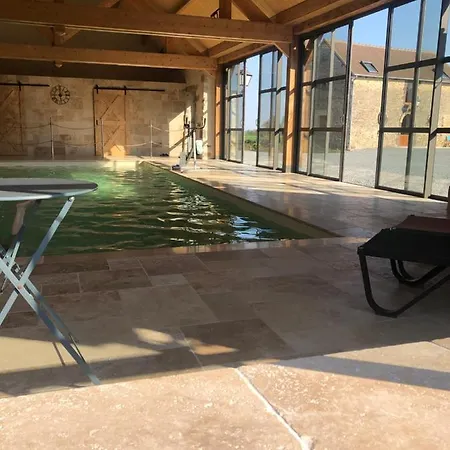 Maison De Vacances Avec Piscine Interieure - Le Grand Champagne Saint-Victeur