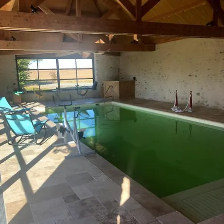 Gite 6 Pers Piscine Privee Chauffee 29C Toute L Annee Saint-Victeur