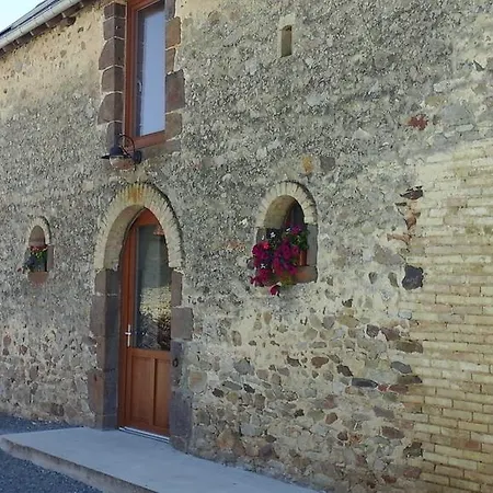 Hébergement de vacances Maison De Avec Piscine Interieure - Le Grand Champagne