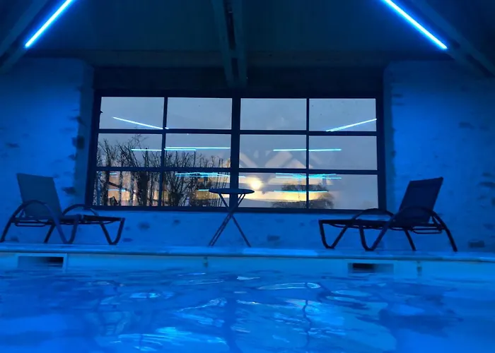 Ferienhaus Maison De Avec Piscine Interieure - Le Grand Champagne *