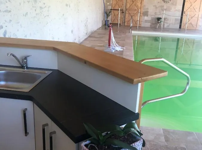 Ferienhaus Maison De Avec Piscine Interieure - Le Grand Champagne Saint-Victeur